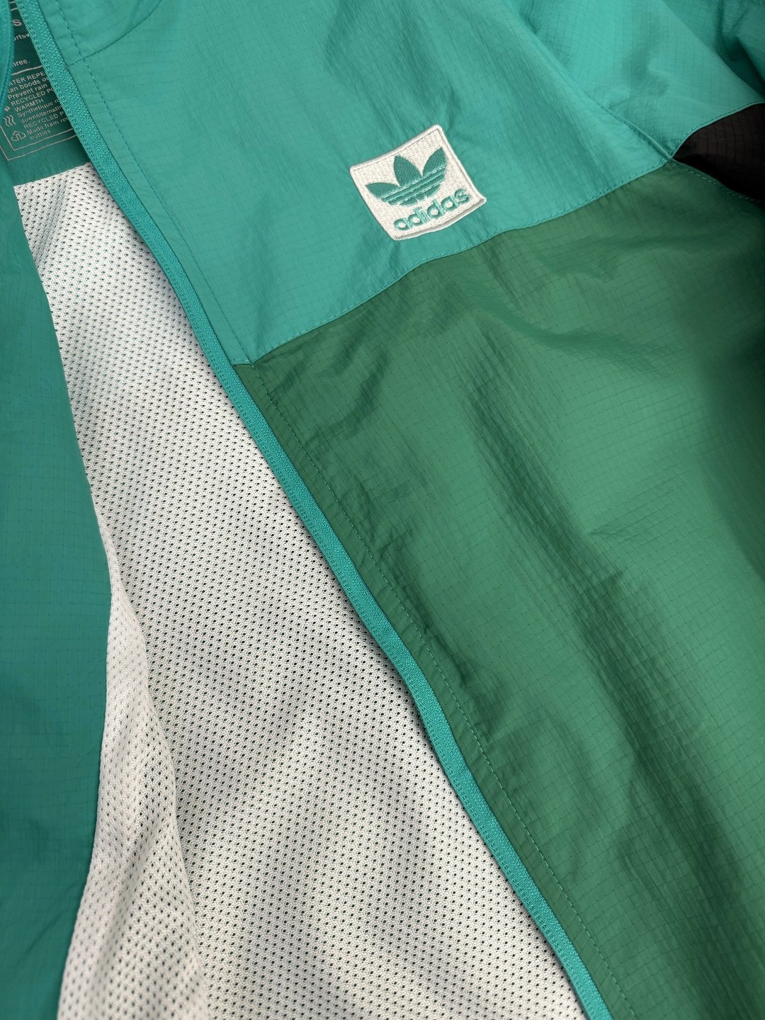 спортивный костюм adidas,спортивный костюм спортивные костюмы,мужские спортивные костюмы,спортивный костюм adidas мужской,спортивная одежда спортивный костюм для