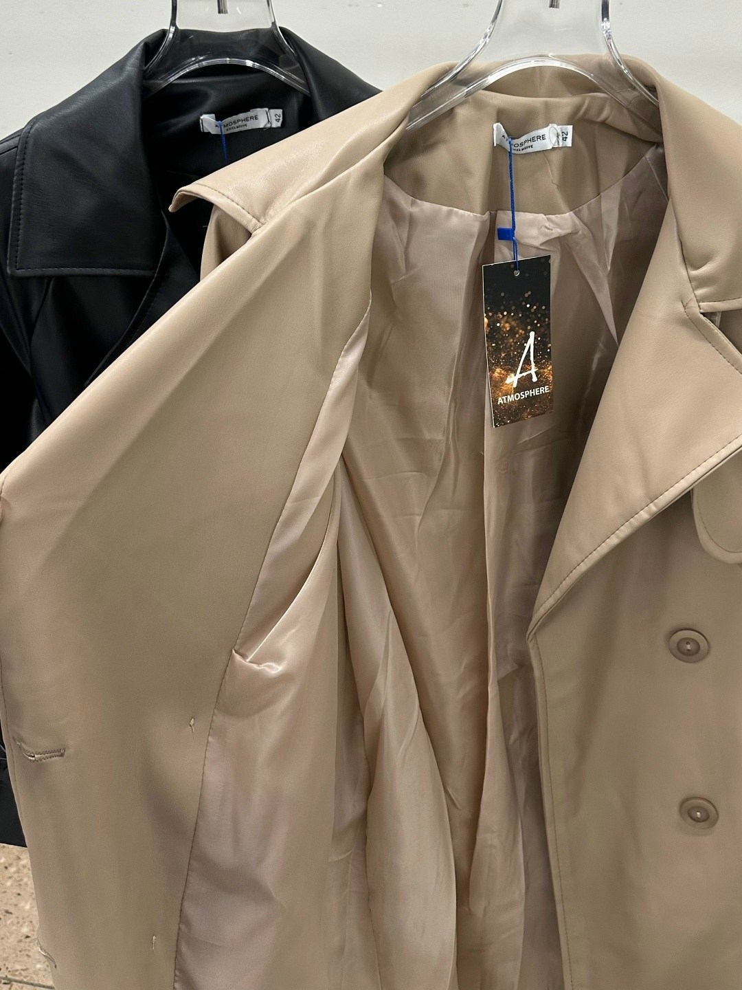 модные плащи 2025,женские плащи,тренч плащ,бежевый тренч,плащ женский тренч