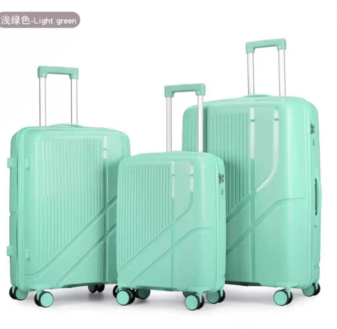 чемодан на колесах,комплект чемодан,чемодан,чемодан женский,набор чемоданов