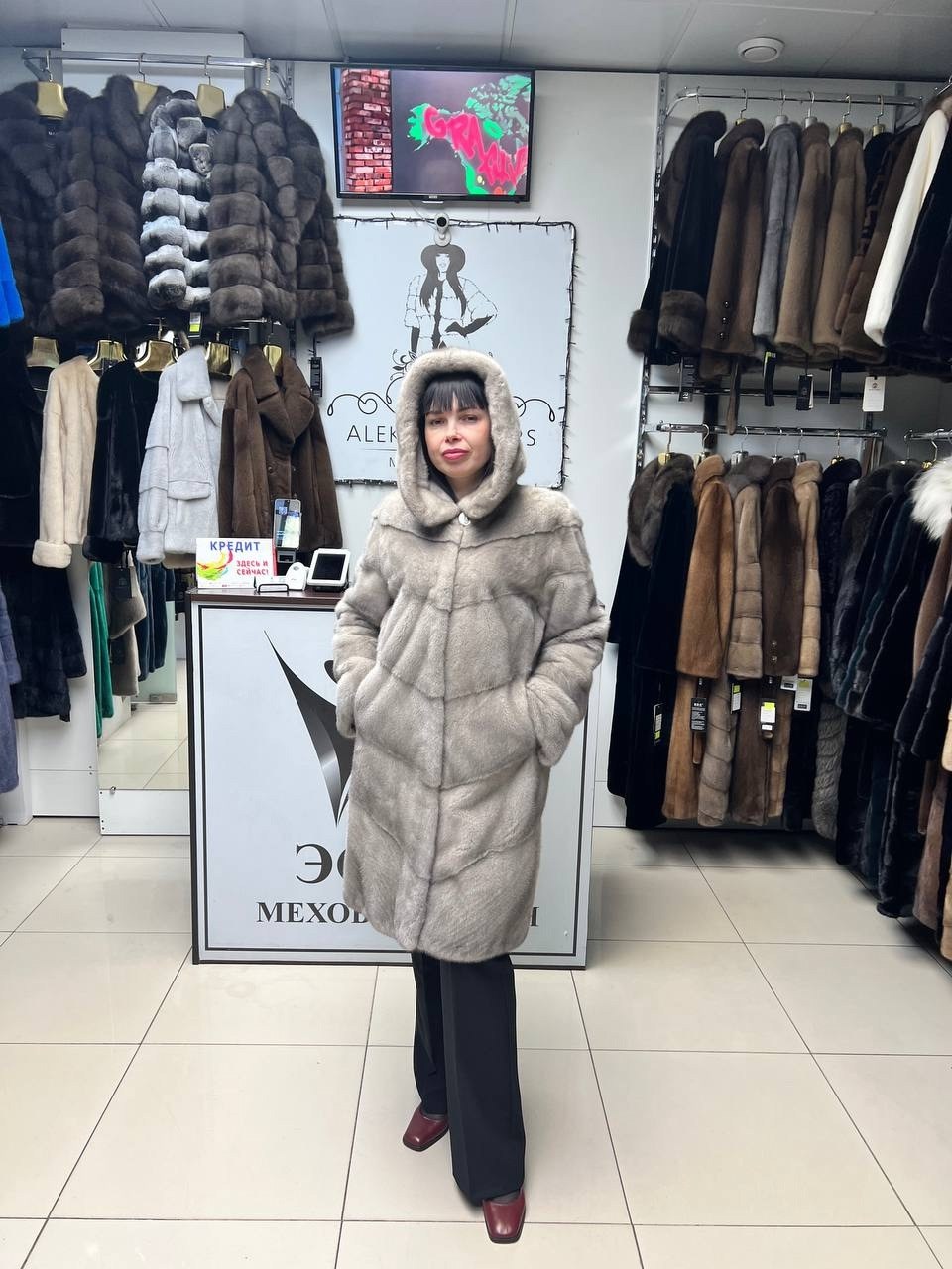 норковая шуба с капюшоном,шуба норка,норковая шуба,шуба норковая женская,норковая шуба кокон с капюшоном