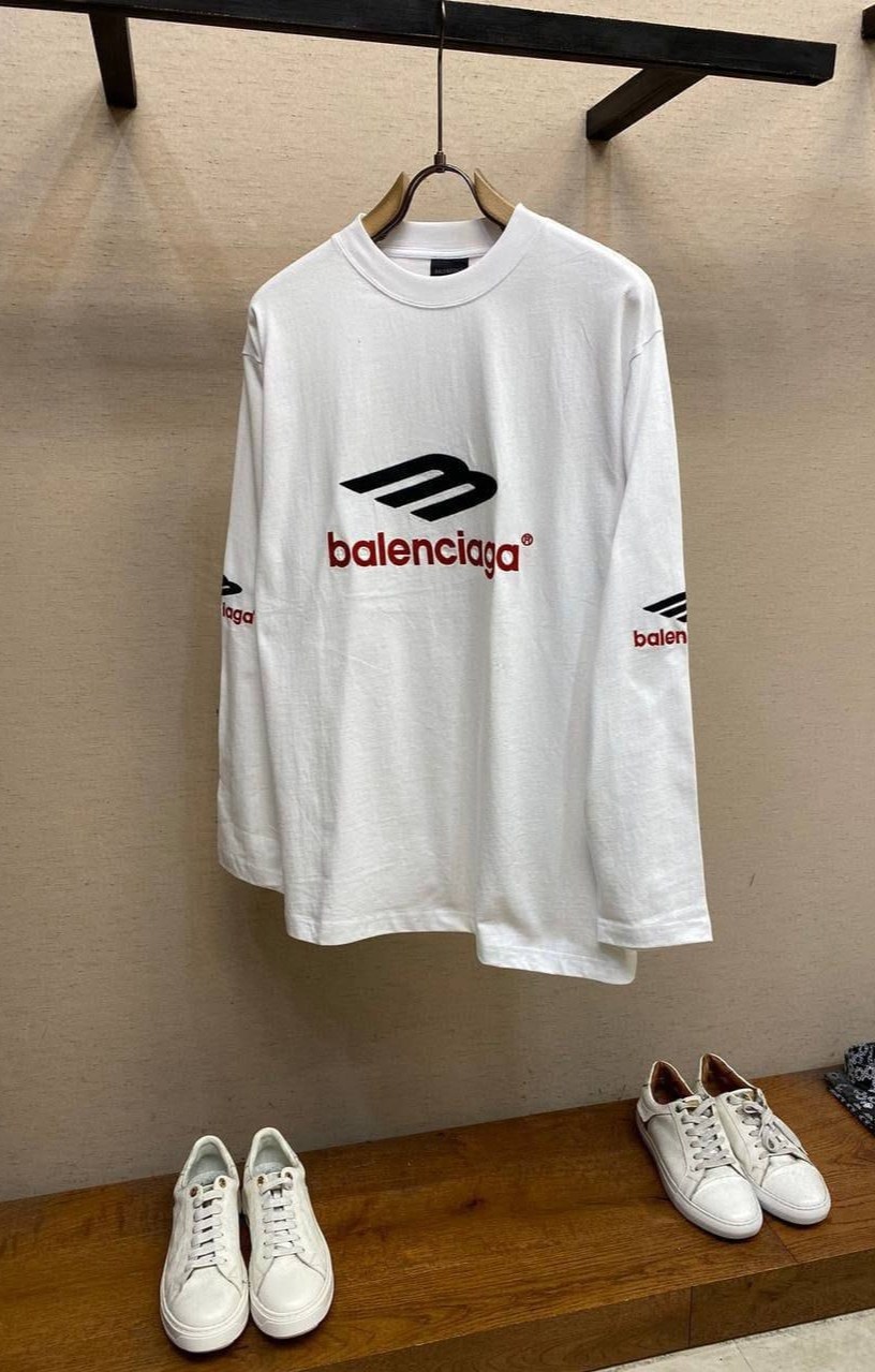 мужские зауженные джинсы,мужские свитшоты,мужские джинсы,мужские прямые джинсы,свитшот толстовка