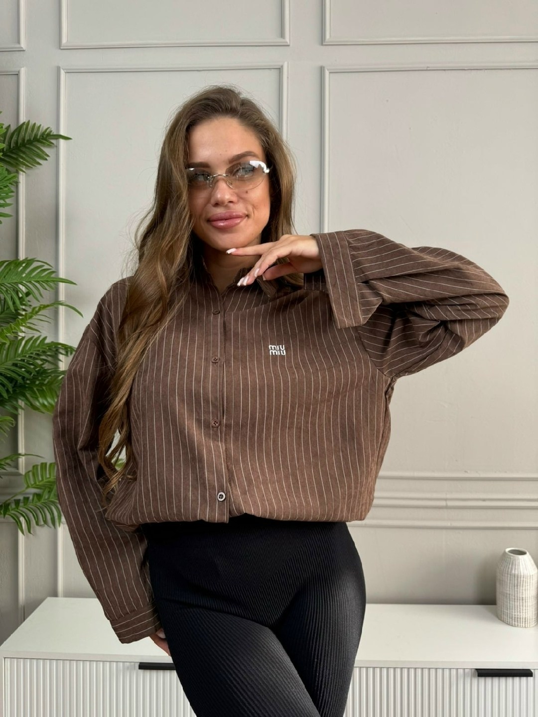 стильная блуза,блузка бежевая,бежевая рубашка,женские костюмы