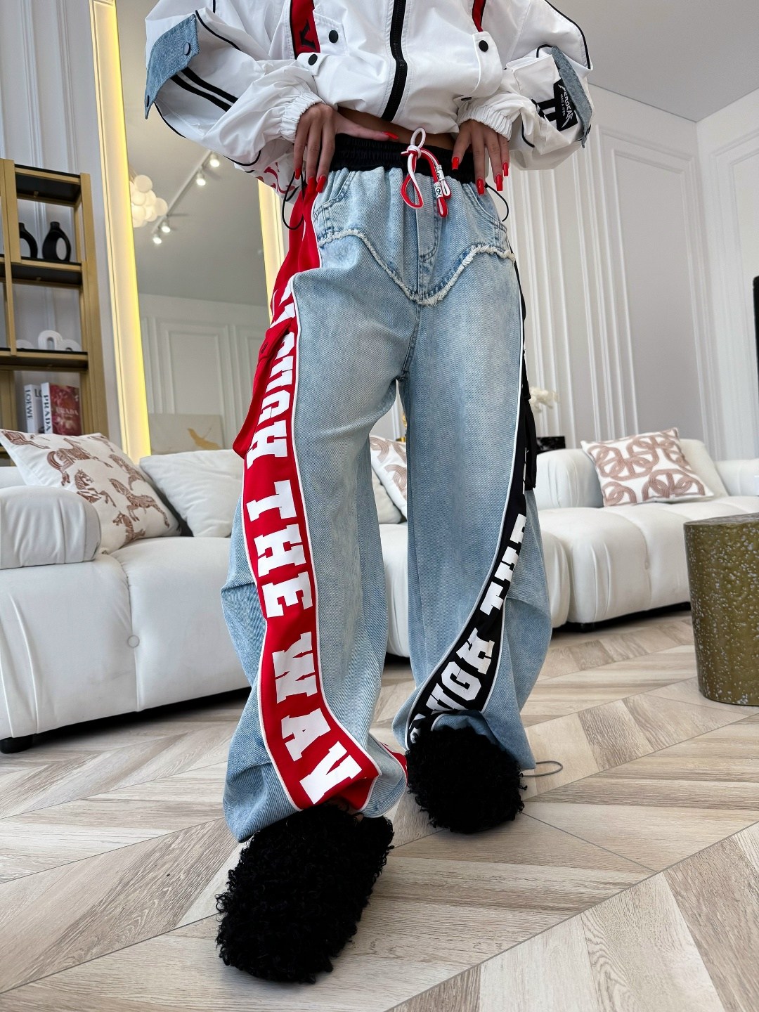 стильная куртка,куртка женская,спортивная мода,куртка модная,куртка