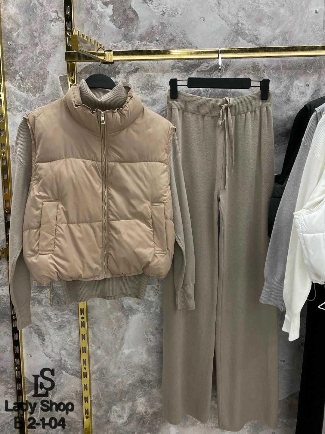 стильные костюмы,костюмы комплекты,костюм на флисе,костюм тройка женский,бежевый костюм