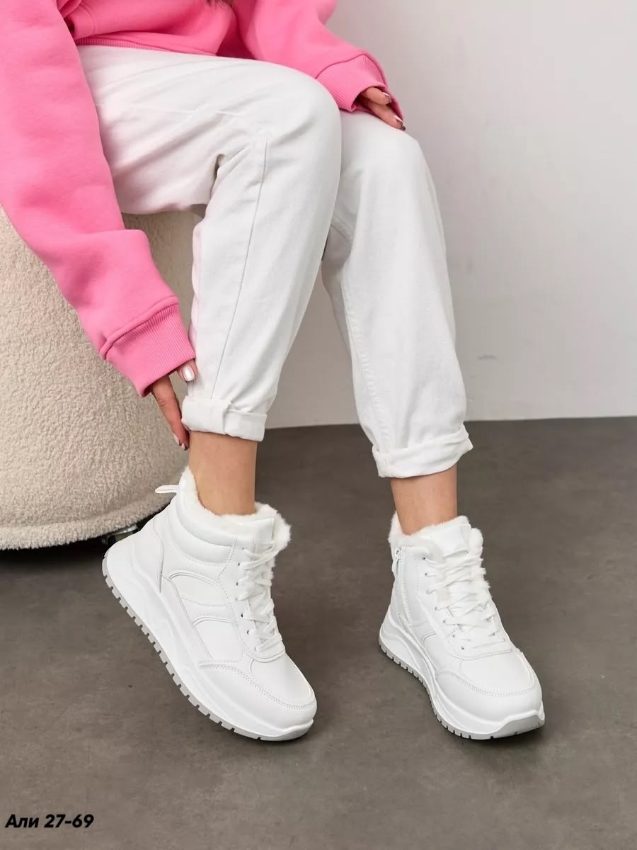 женские зимние кроссовки с мехом,кроссовки теплые,кроссовки зимние с мехом высокие,кроссовки зимние с мехом на толстой подошве,кроссовки зимние с мехам