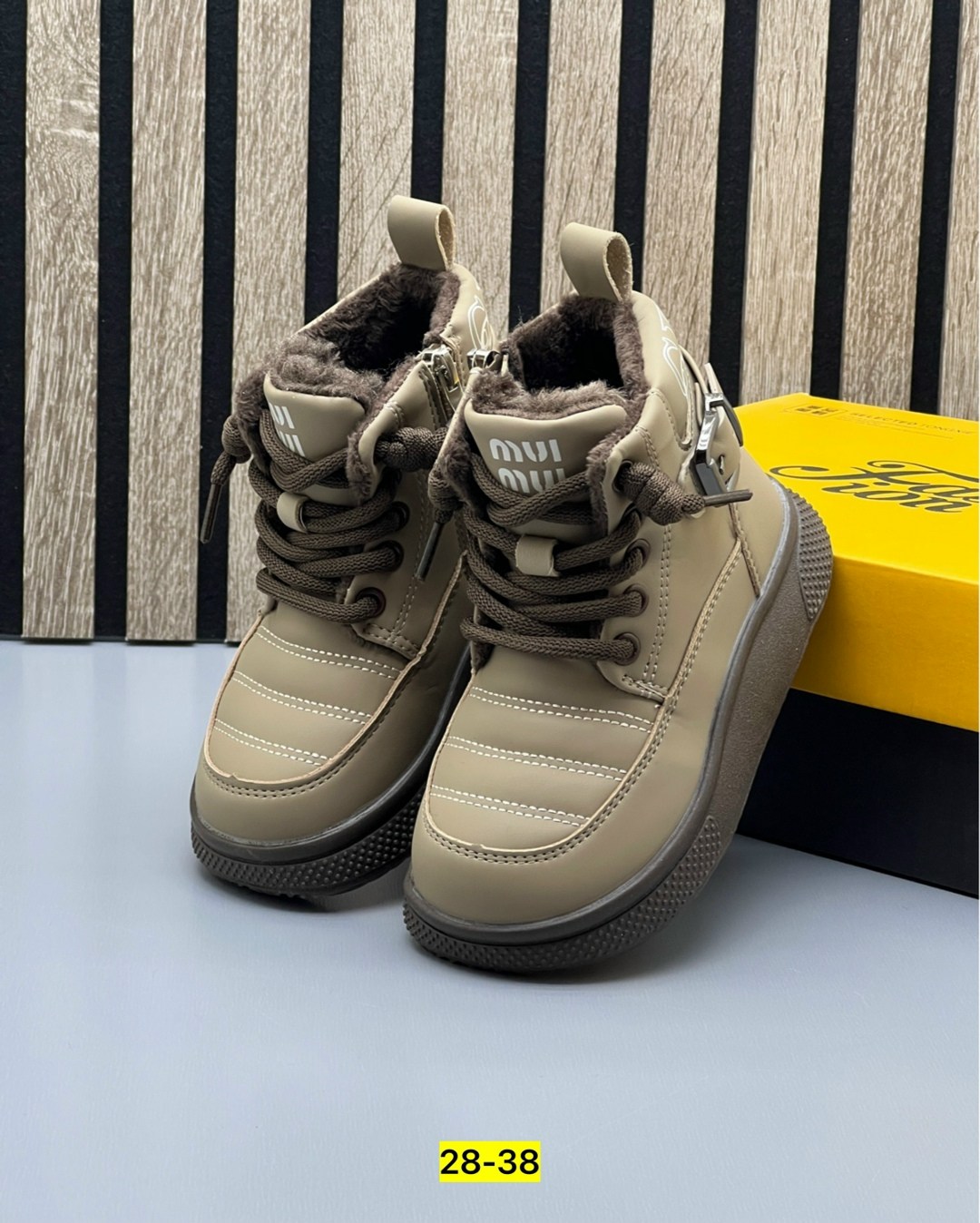 детские ботинки,,детская ,зимние ботинки детские,ботинки детские демисезонные