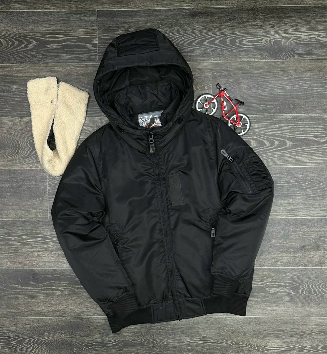 демисезонные куртки,куртка бомбер,куртка,мужская куртка бомбер,мужская демисезонная куртка