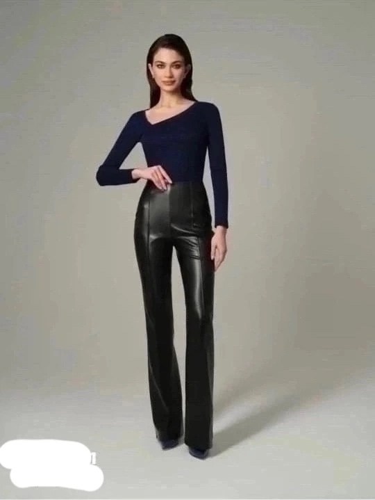 женские кожаные брюки,кожаные брюки,брюки из экокожи,кожаные брюки клеш,брюки клеш из экокожи