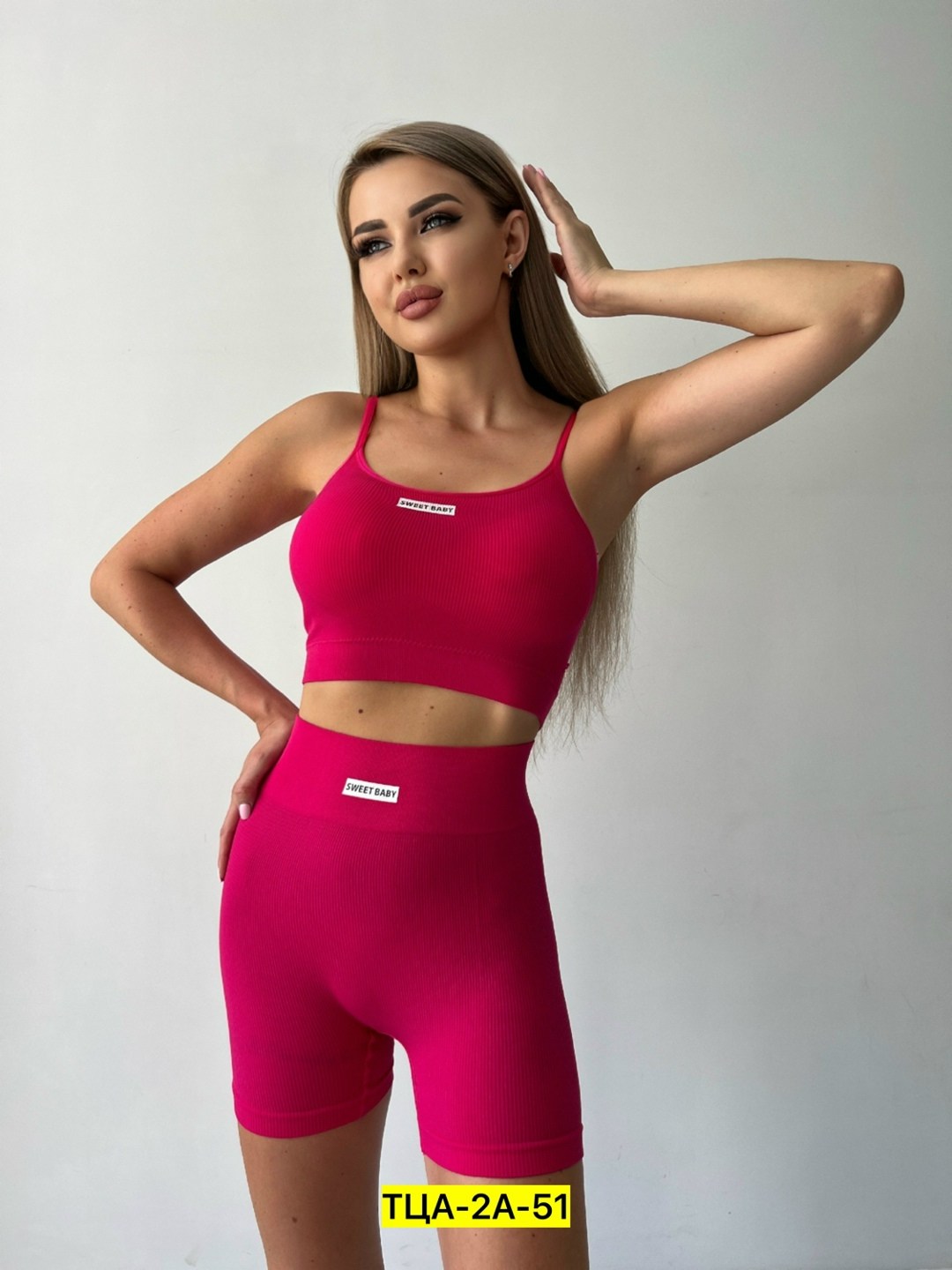 спортивный комплект топ и шорты,костюм спортивный комплект топ,костюм спортивный комплект топ и шорты,трикотажные костюмы,костюмы спортивные женские