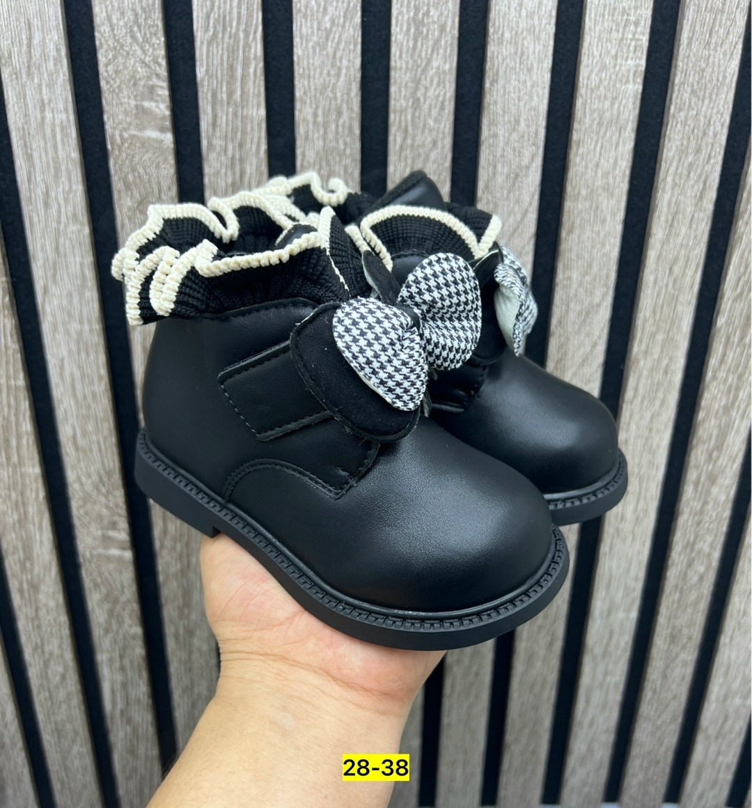 ,детские ботинки,детская ,ботиночки,ботинка