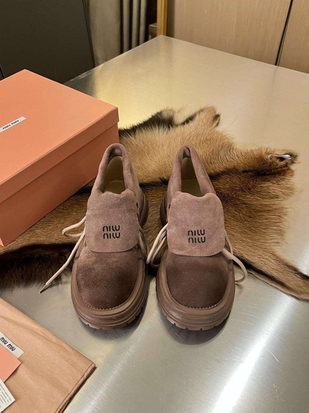 ботинки miu miu,ботинки миу миу,,ботинки замшевые,ботинки женские