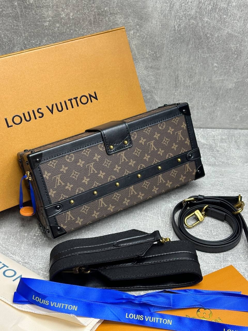 сумка сундук луи виттон,cумка louis vuitton,louis vuitton petit malle,сумка женская louis vuitton,сумка сундучок
