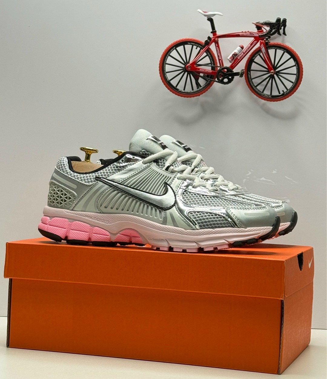 кроссовки nike zoom vomero 5,nike air zoom vomero 5,женские кроссовки nike air zoom vomero 5,кроссовки nike air zoom vomero 5,nike zoom vomero 5