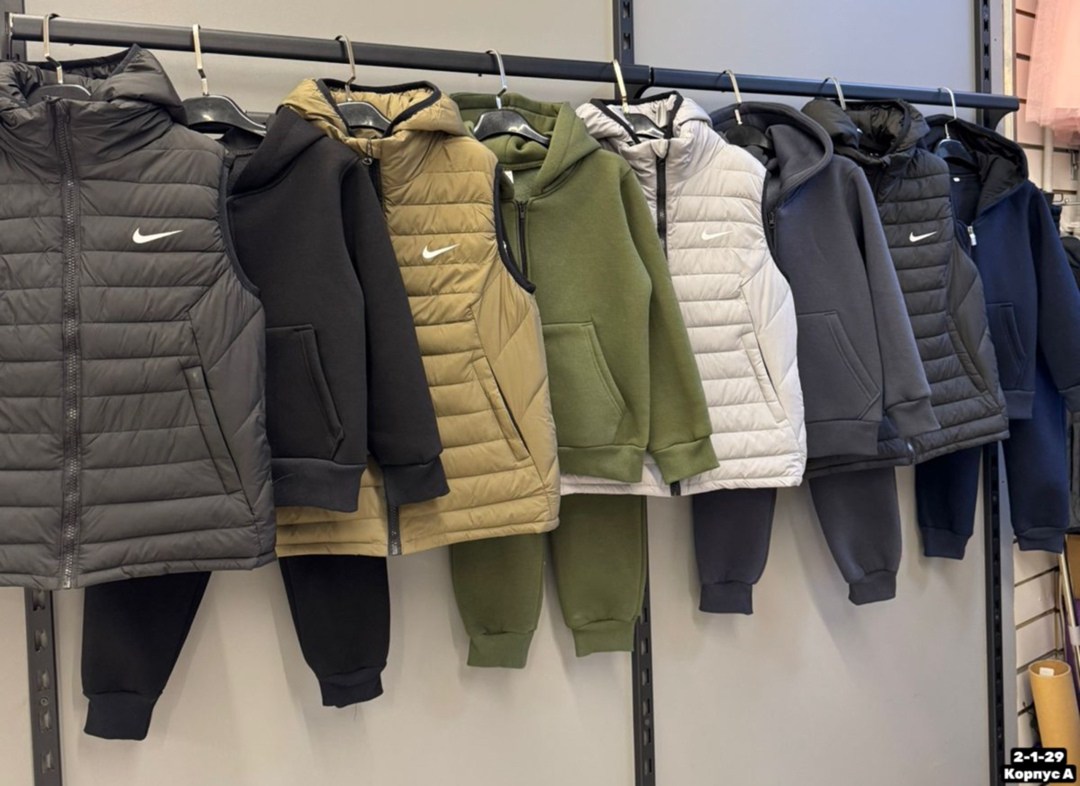 спортивный костюм тройка с жилеткой,костюм на флисе,костюм тройка,костюмы спортивные для мальчика,спортивные костюмы на флисе