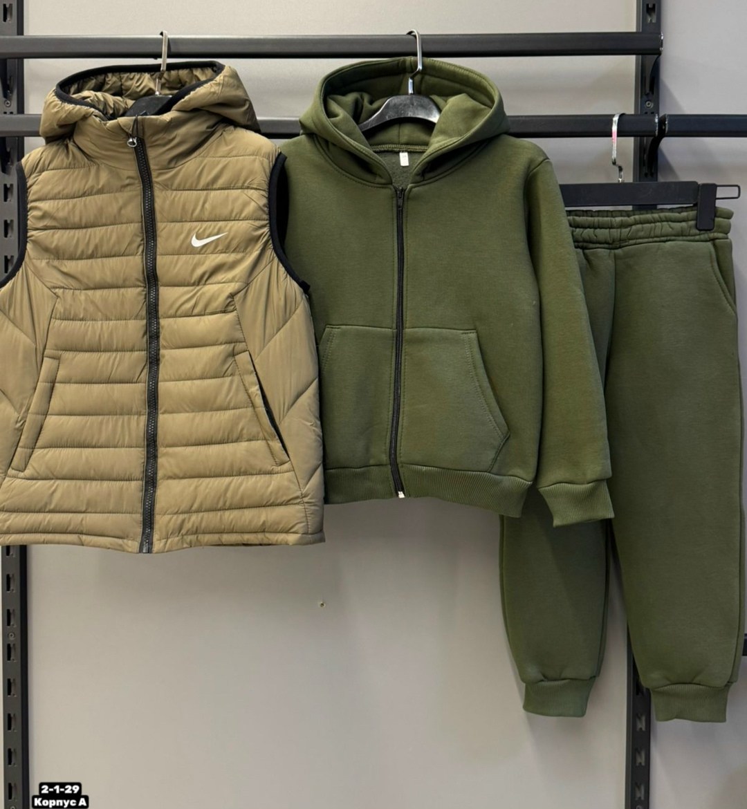 спортивный костюм тройка с жилеткой,костюм на флисе,костюм тройка,костюмы спортивные для мальчика,спортивные костюмы на флисе