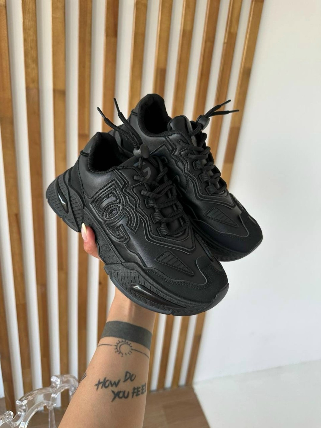 кроссовки женскиe,кроссовки черные женские,кроссовки,черные кроссовки,массивные кроссовки