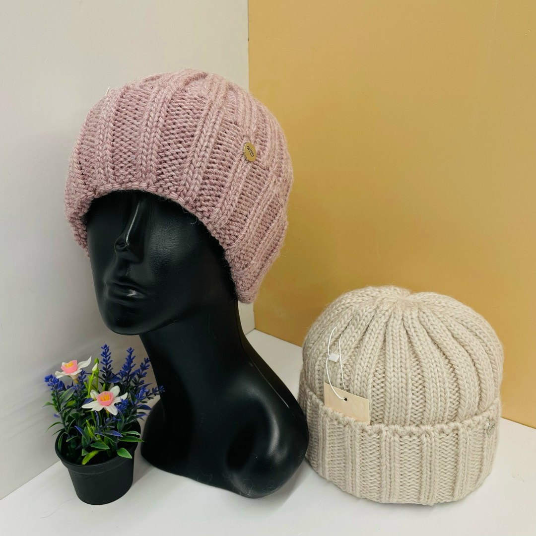 шапка женская,шапка для женщин,женская вязаная шапка,шапка,шапка бини