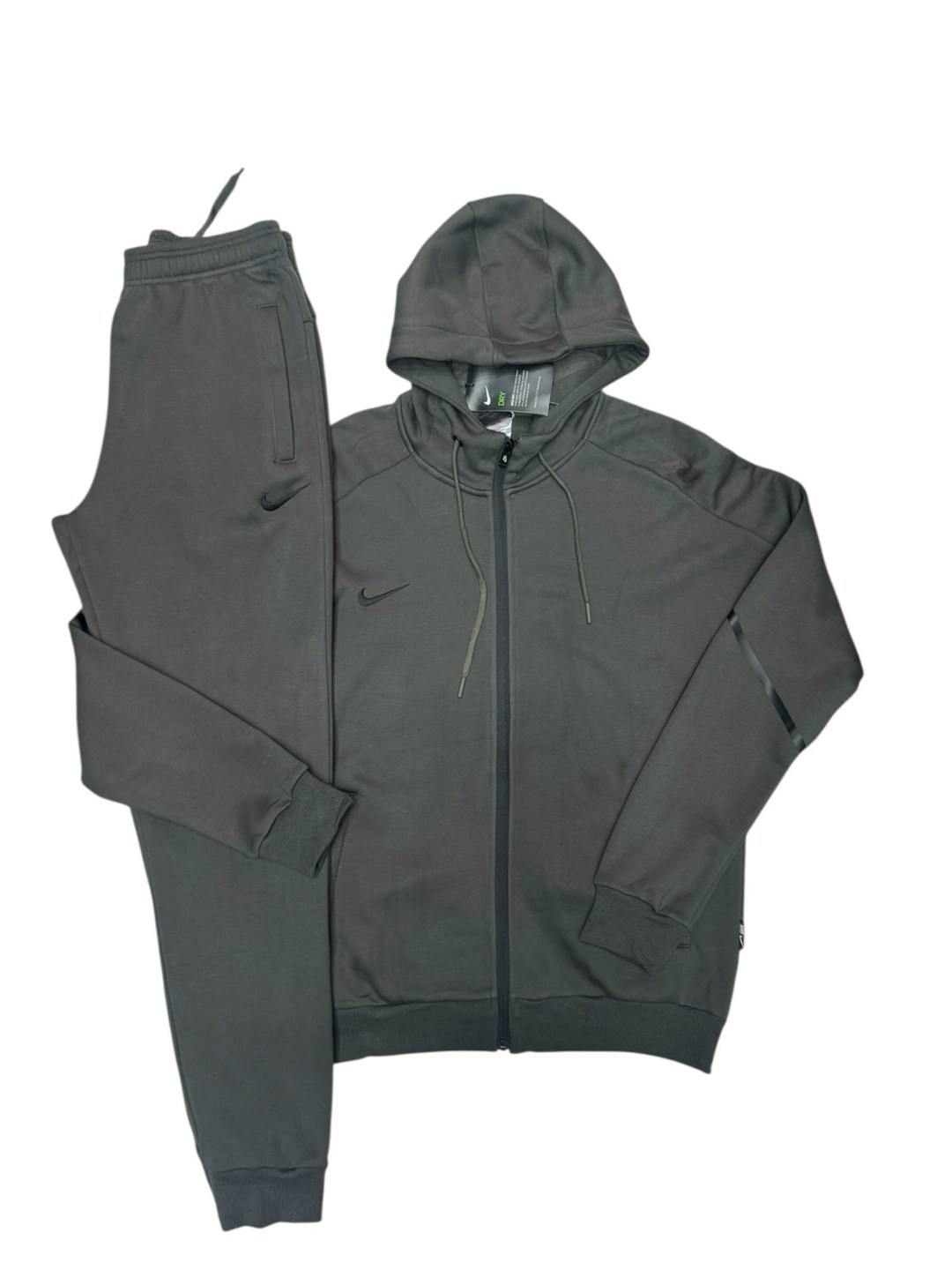 спортивные костюмы найк мужские 2025,спортивные костюм,спортивные костюмы nike,мужские спортивные костюмы,костюм nike мужской