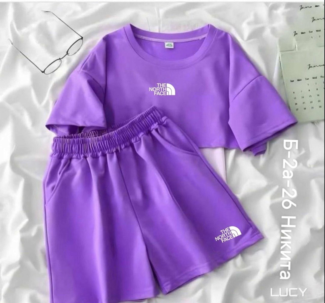 одежда спортивная,,костюмы женские,спортивные костюм