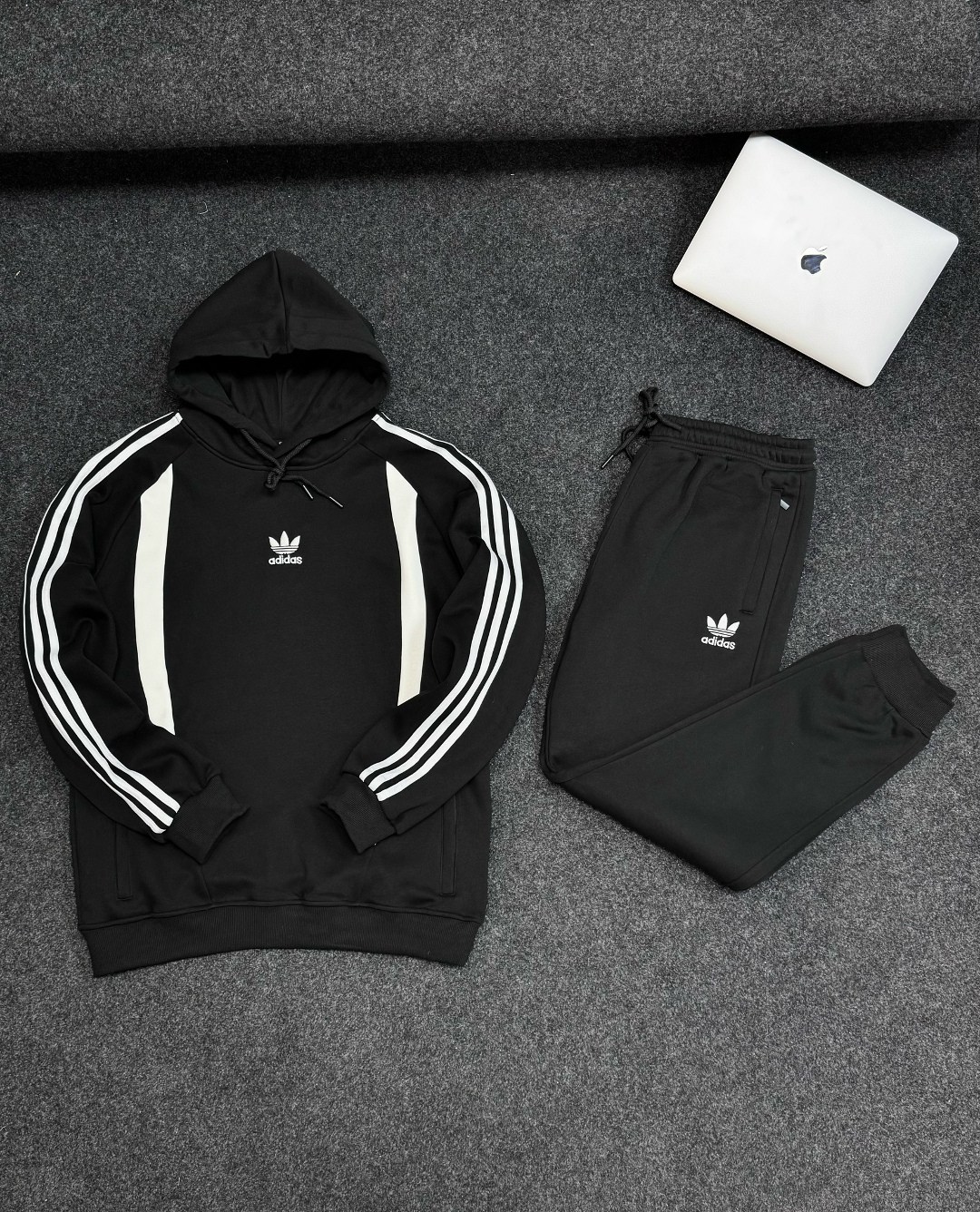 спортивный костюм adidas,спортивные костюмы адидас,мужской спортивный костюм adidas,костюмы адидас,спортивные костюмы