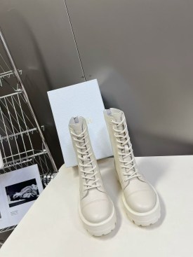 Ботинки