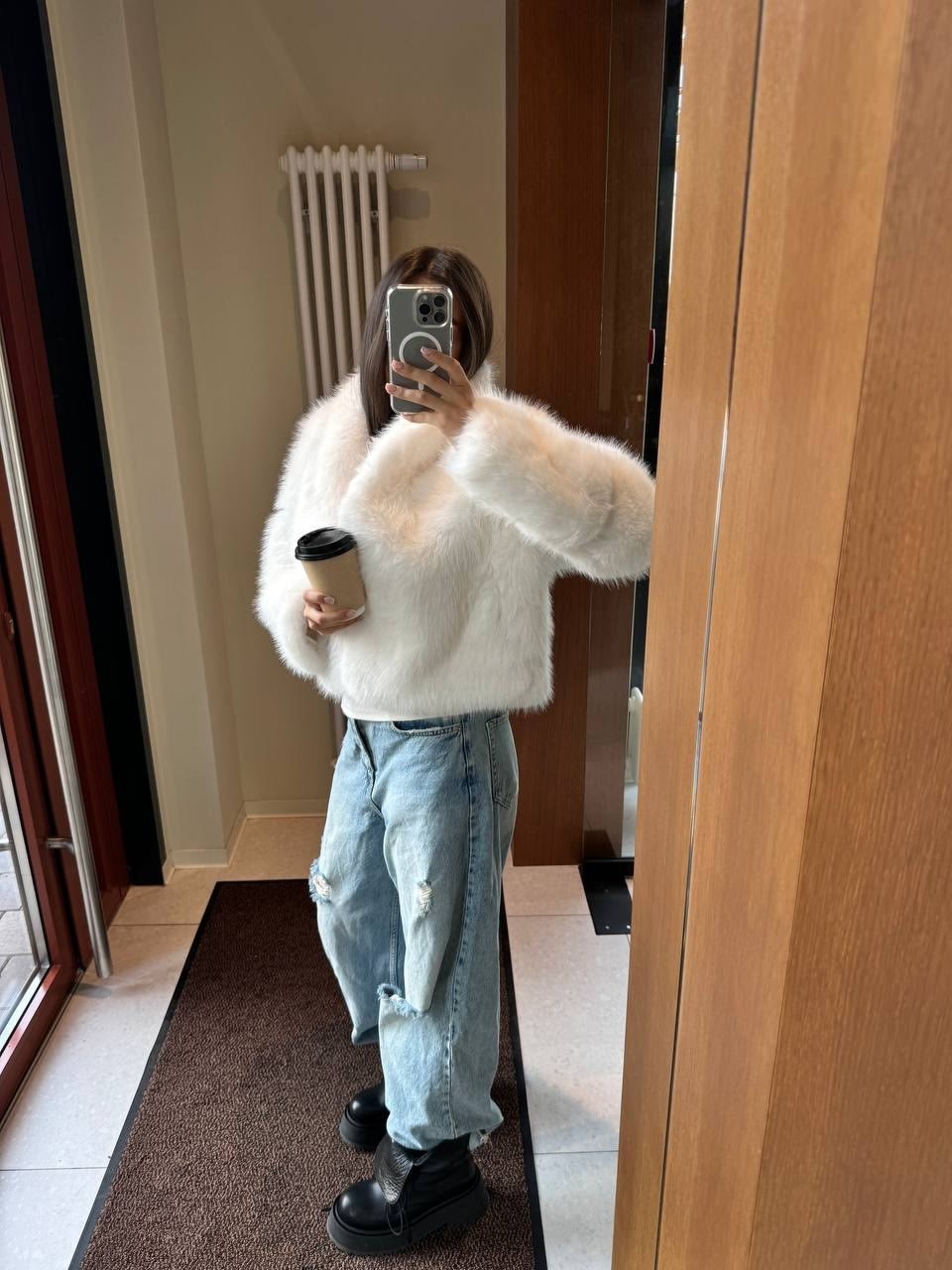 шуба из искусственного меха,пальто из искусственного меха,шуба женская,шуба искусственная,шубка