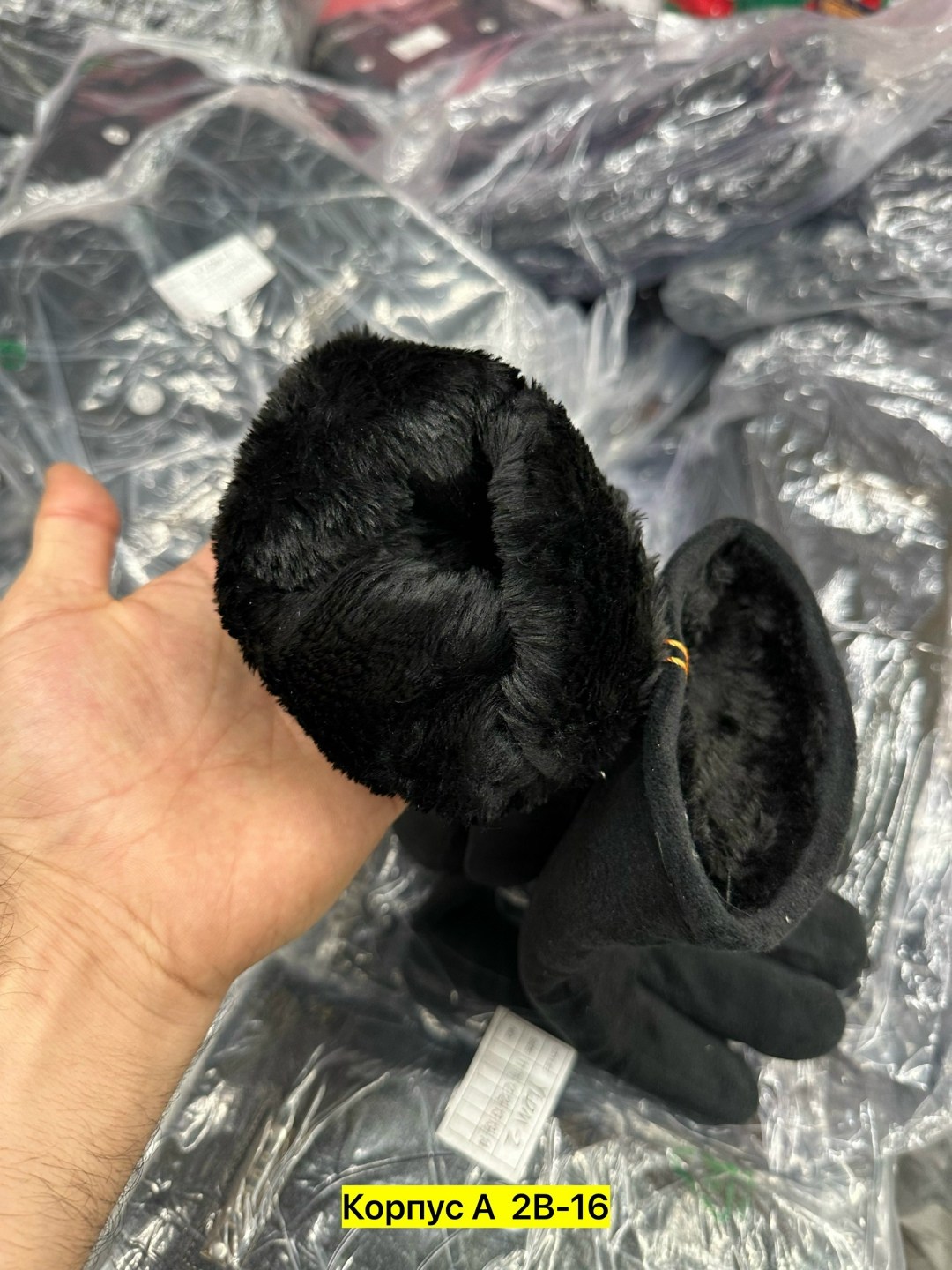 перчатки флисовые,перчатки черные флисовые,перчатки зимние флисовые,теплые флисовые перчатки,теплые перчатки