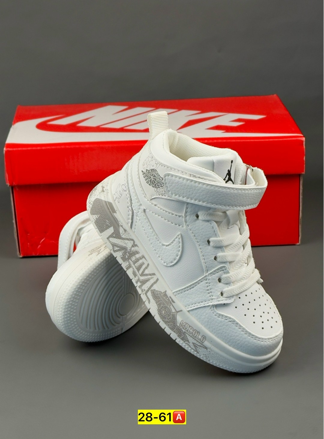 кроссовки,кроссовки эко,спортивные кроссовки,мерилы кроссовки,белые кроссовки