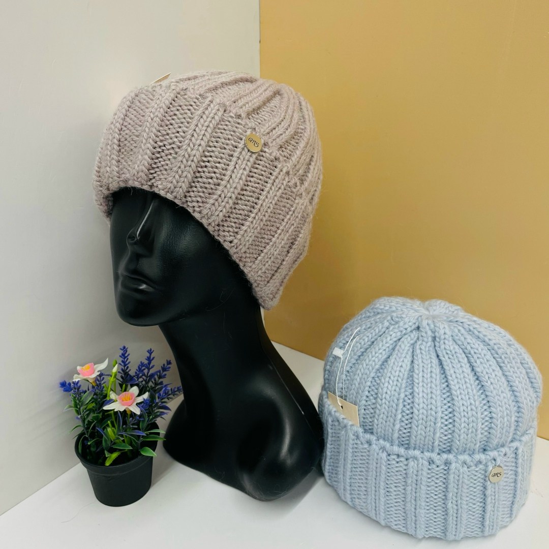шапка женская,шапка для женщин,женская вязаная шапка,шапка,шапка бини