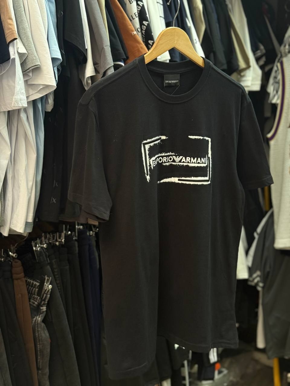 мужские футболки emporio armani,футболка emporio armani черный,футболка emporio armani,футболка emporio,emporio armani футболка мужская черная