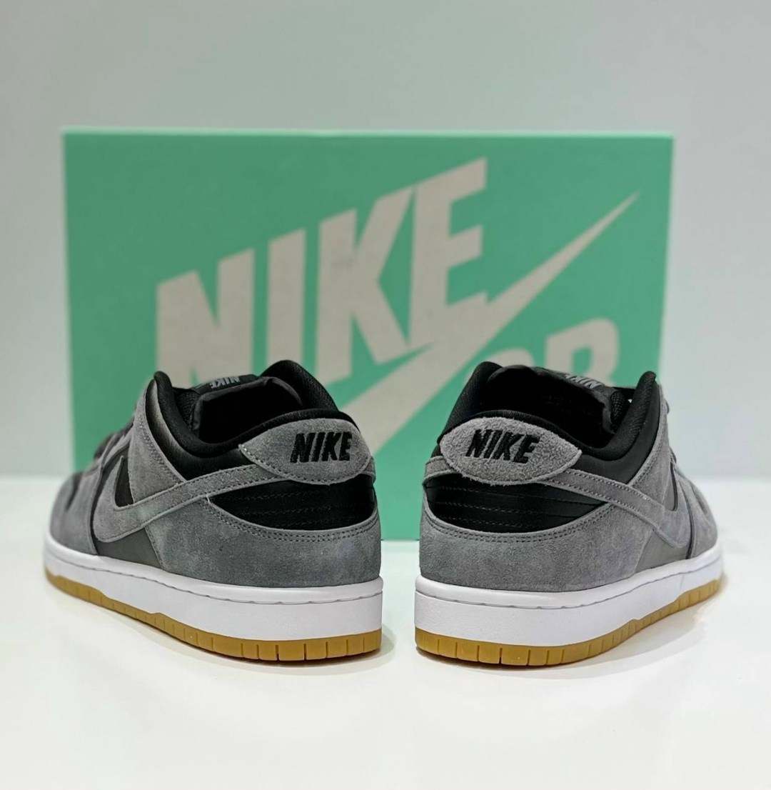 кроссовки nike dunk low sb,nike sb dunk low pro black,nike sb dunk low black and grey,nike sb dunk low dark grey,nike sb dunk low trd dark grey