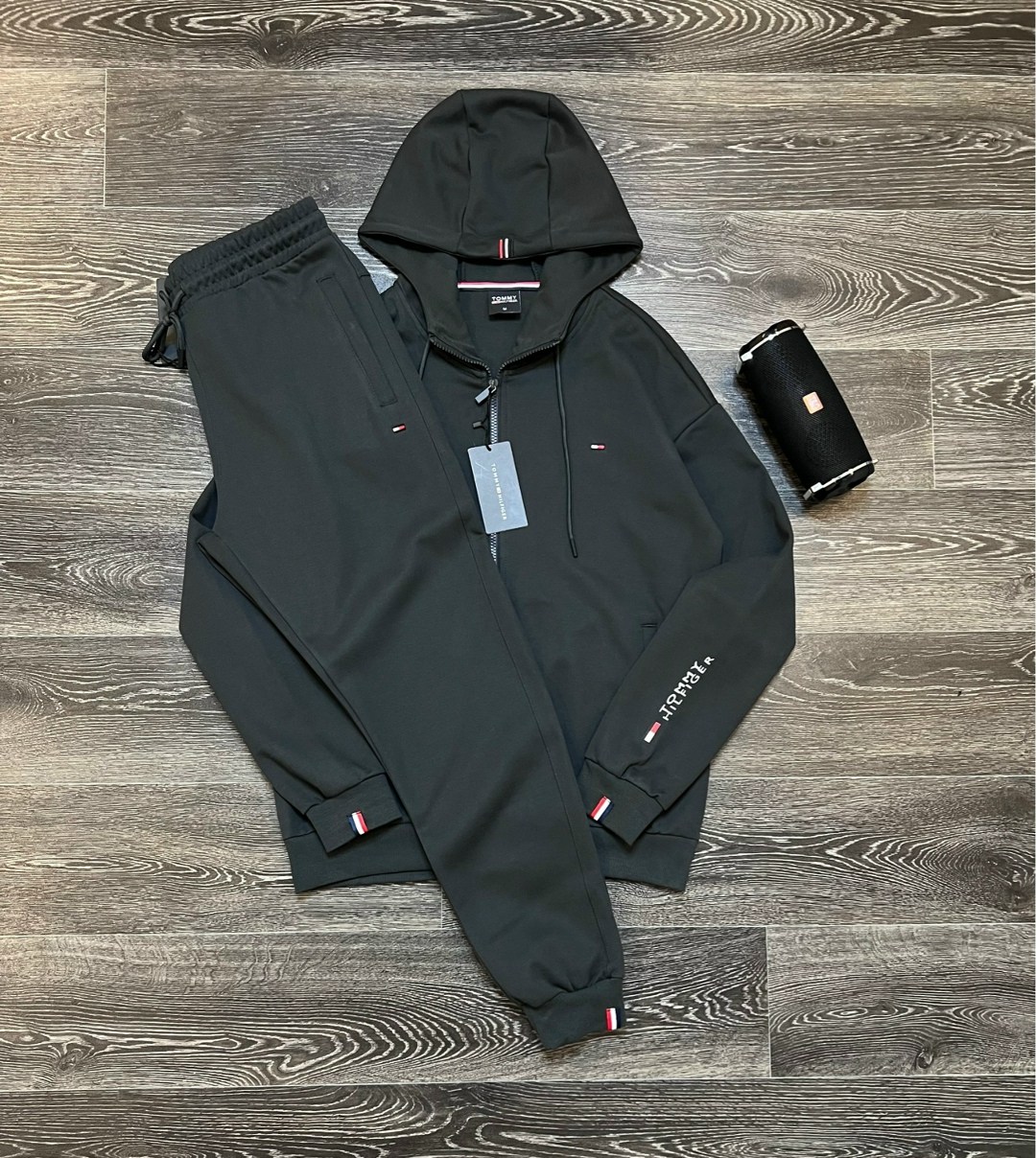 спортивный костюм tommy hilfiger,мужские спортивные костюмы,спортивный костюм томми хилфигер мужские,спортивный костюм для мужчин,спортивные костюм