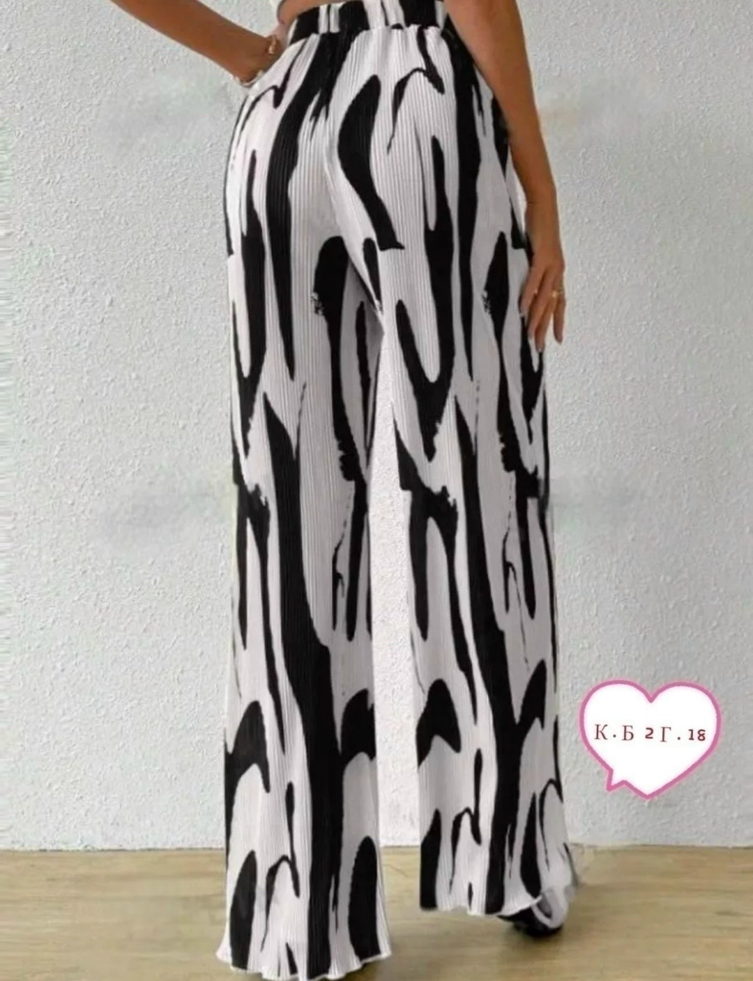 широкие брюки,брюки с широкими штанинами,брюки с принтом,брюки свободные,летние брюки