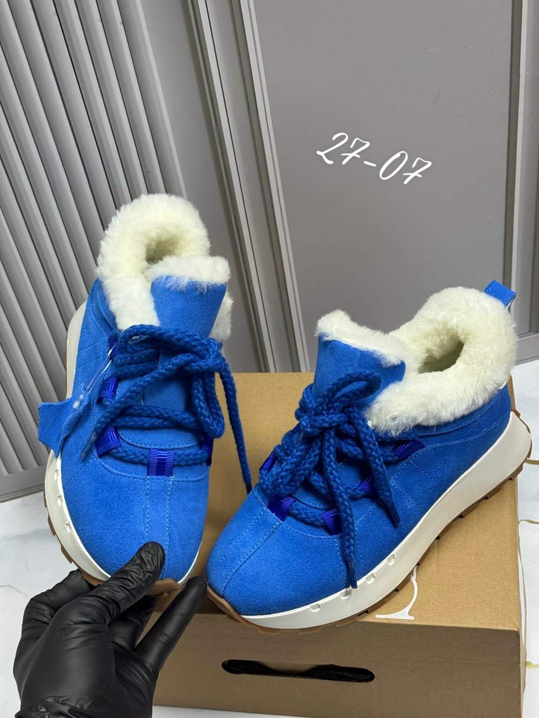 ,кроссовки зимние женские,зимние кроссовки,кроссовки женскиe,кроссовки зимние с мехам