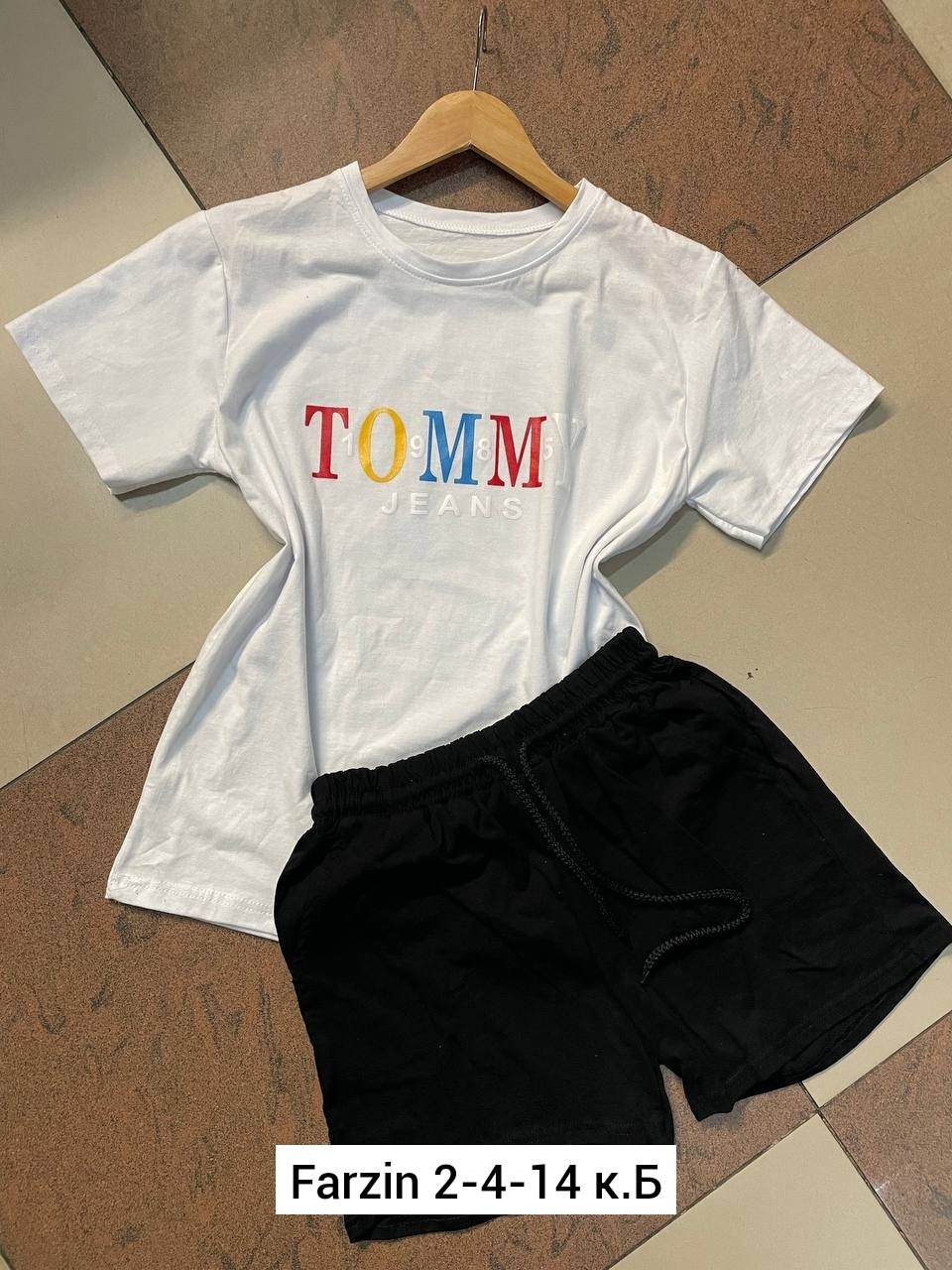 спортивные костюмы,костюм футболка,костюмы спортивные женские,сток одежда,костюмы двойки