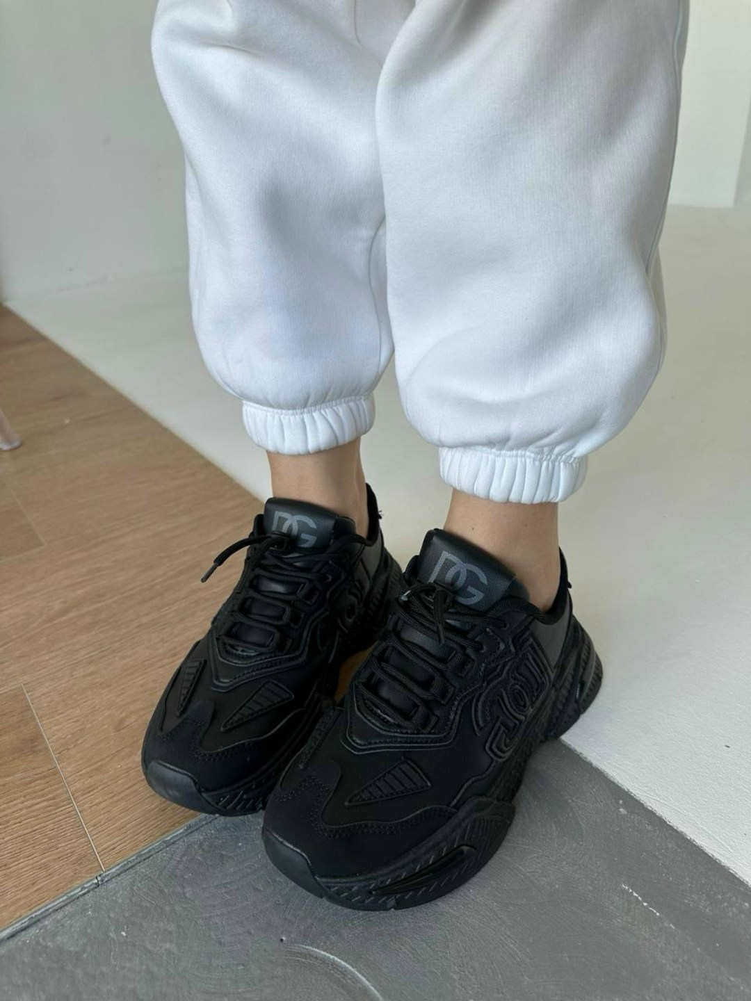 кроссовки женскиe,кроссовки черные женские,кроссовки,черные кроссовки,массивные кроссовки