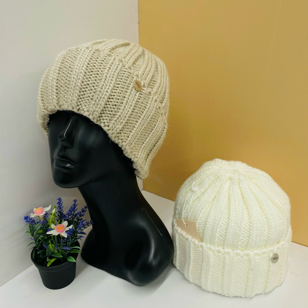 шапка женская,шапка для женщин,женская вязаная шапка,шапка,шапка бини