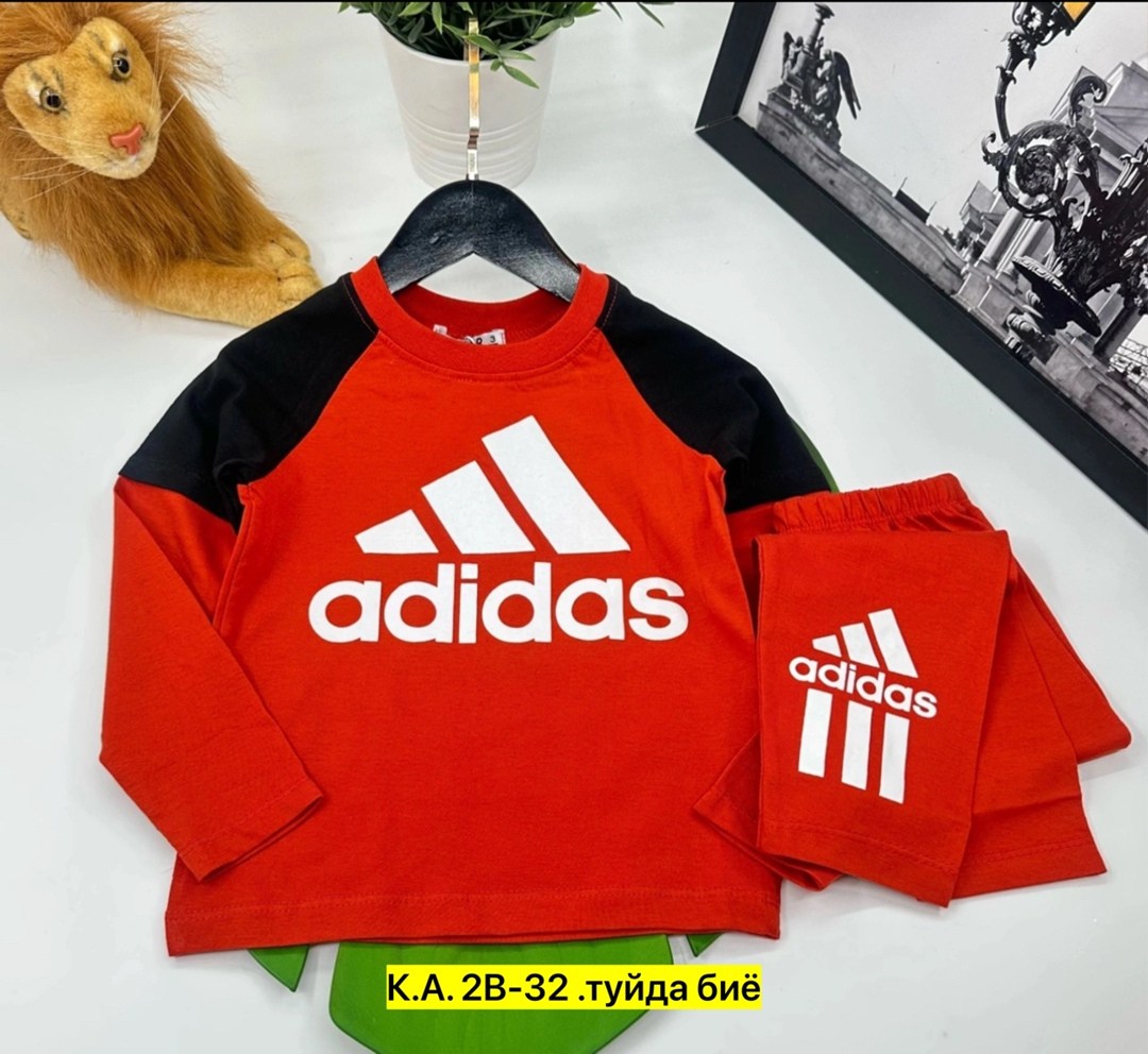 спортивный костюм адидас тройка,детская кофта,cпортивный костюм для мальчика,костюмы спортивный adidas,костюмчик
