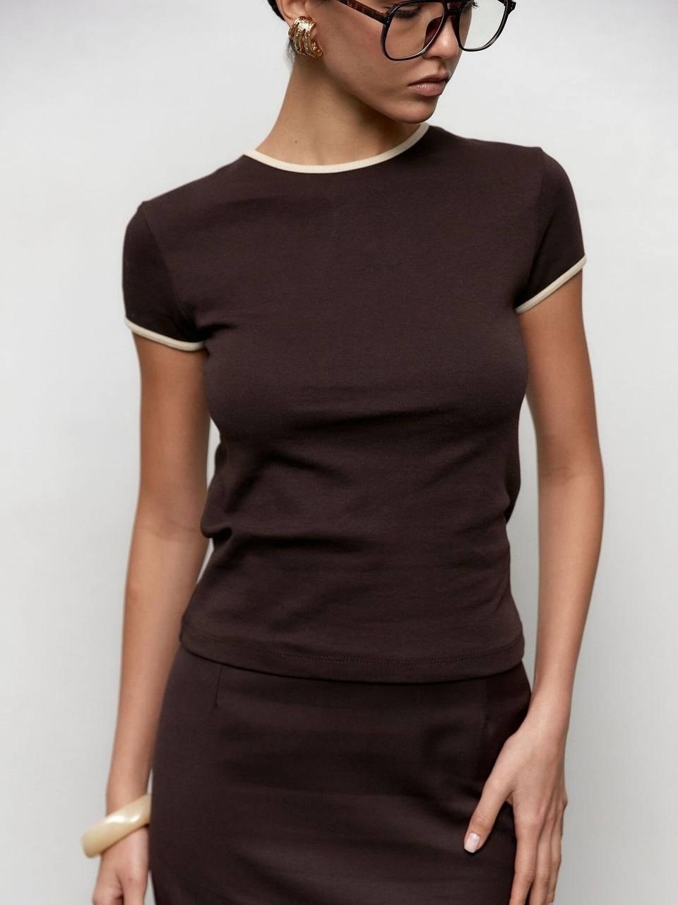 футболка женская,женская кофта,женская майка,коричневая футболка,одежда футболка