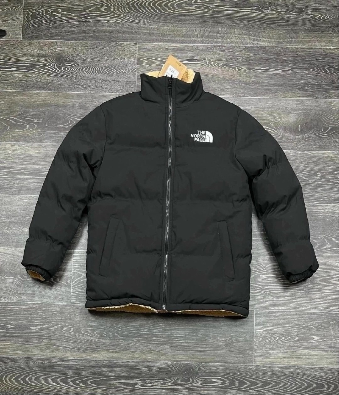 куртка двухсторонняя the north face,куртка двухсторонняя tnf,двухсторонняя куртка барашек north face,пуховик тнф двухсторонний,куртка the north face зимняя