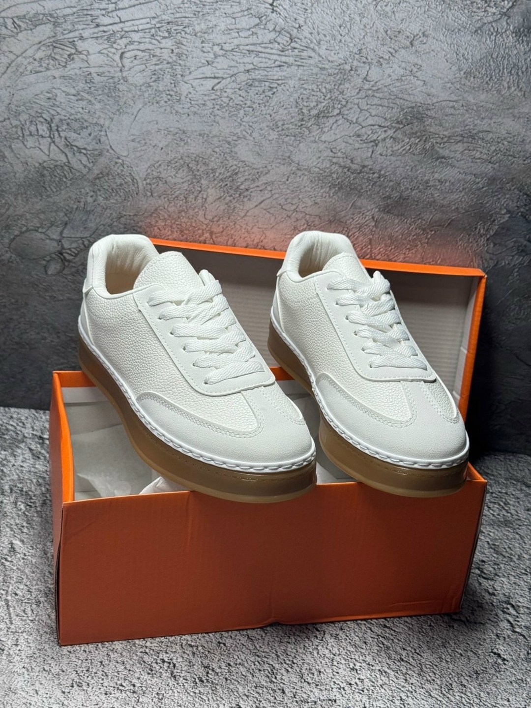 ,модные кроссовки,обуви,кроссовки кеды,повседневные кроссовки