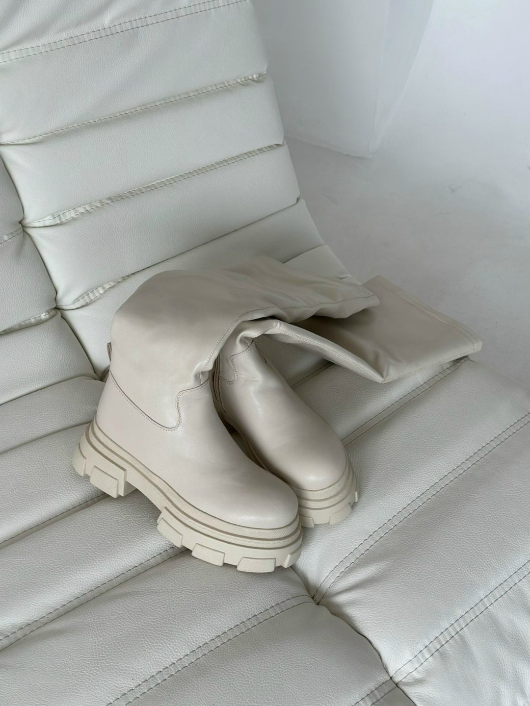 ботфорты женские,ботфорты сапоги,бежевые ботфорты,демисезонные ботфорты,ботфорты на платформе