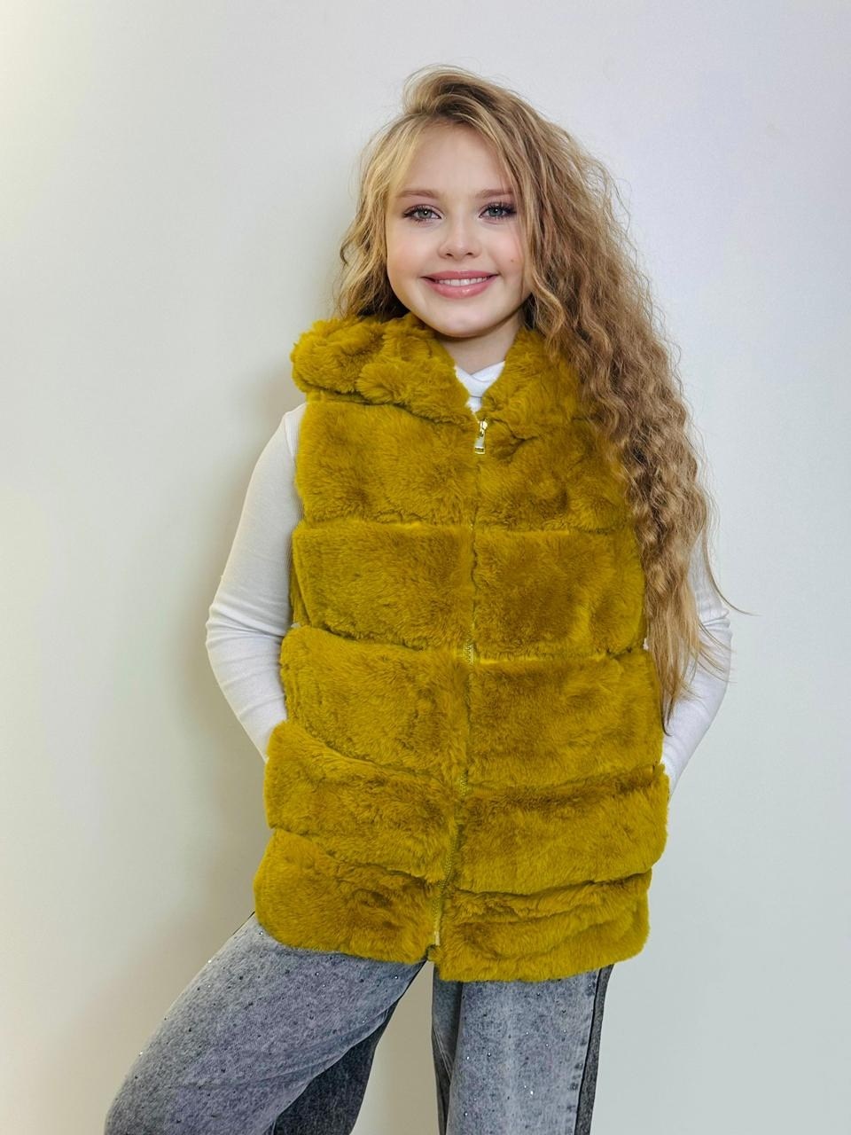 меховая жилет,меховая жилетка,жилет детский меховой,меховая жилетка для девочки,жилетка детская меховая