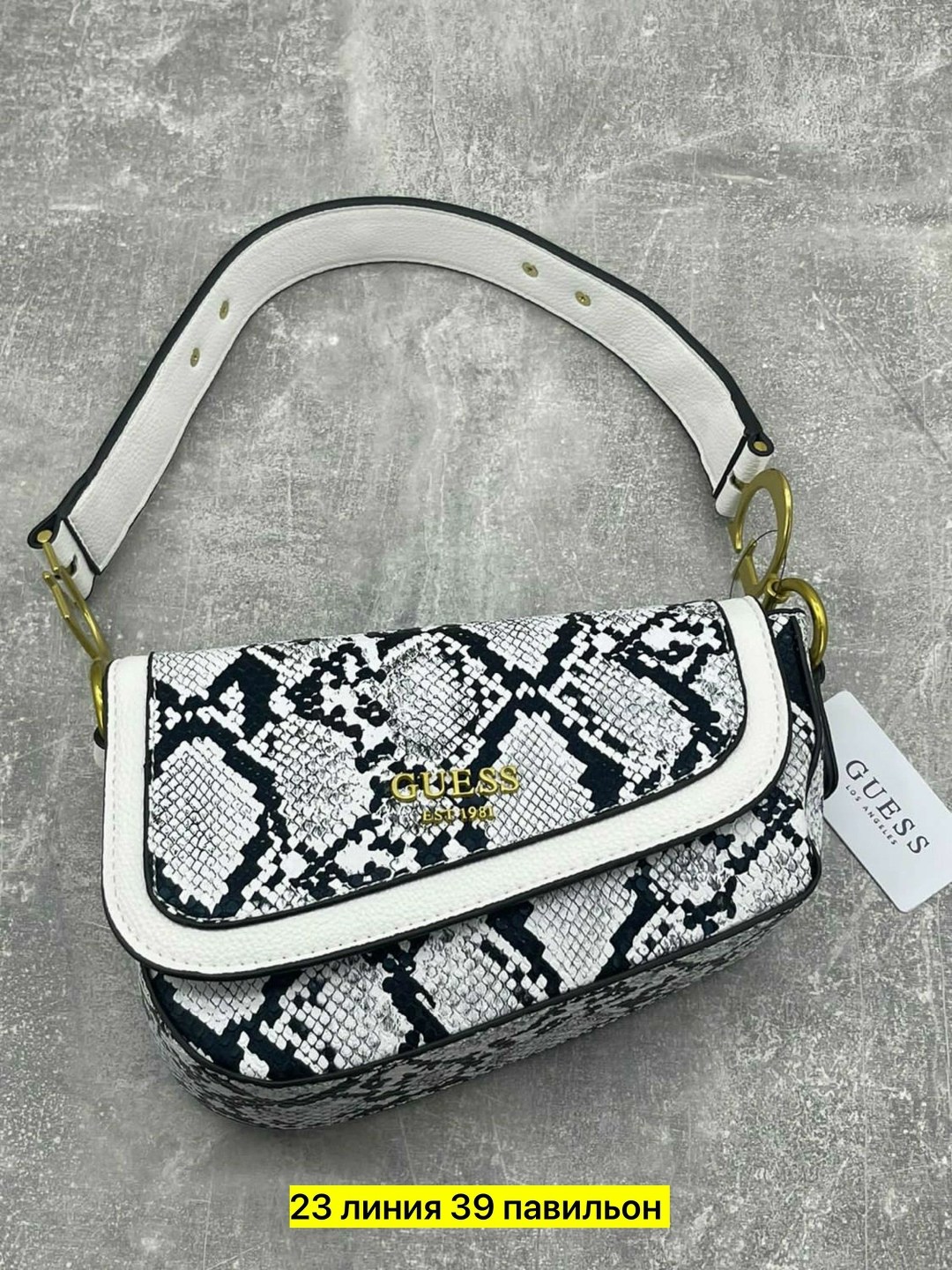 женская сумка guess,guess сумка на плечо,сумка guess через плечо,cумка guess,сумка женская через плечо guess