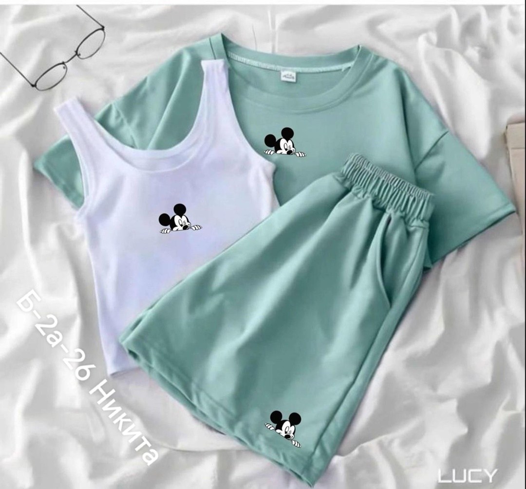 одежда спортивная,,костюмы женские,спортивные костюм