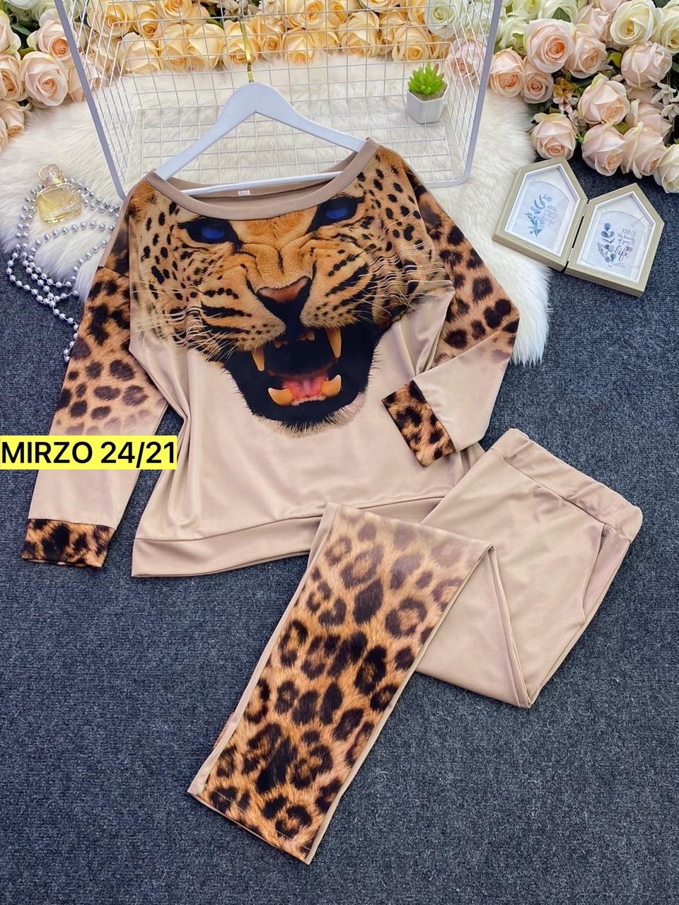 костюм двойка трикотаж,костюм трикотажный,спортивные костюмы женские,костюм с принтом,костюм двойка женская