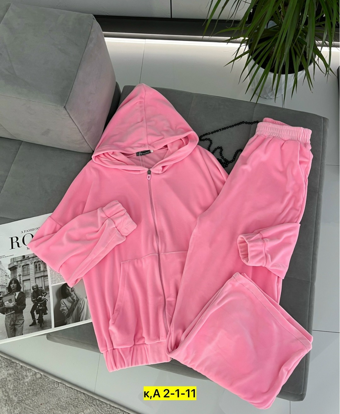 спортивные женские костюмы,костюм велюровый,костюмы спортивные велюровые,велюровый костюм розовый,костюмы комплекты