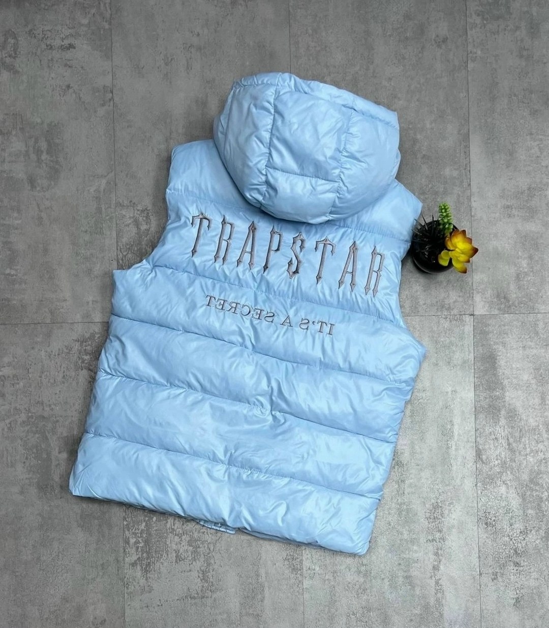 монклер жилетка,детский жилет,жилетка монклер голубая,жилетка,жилетка moncler