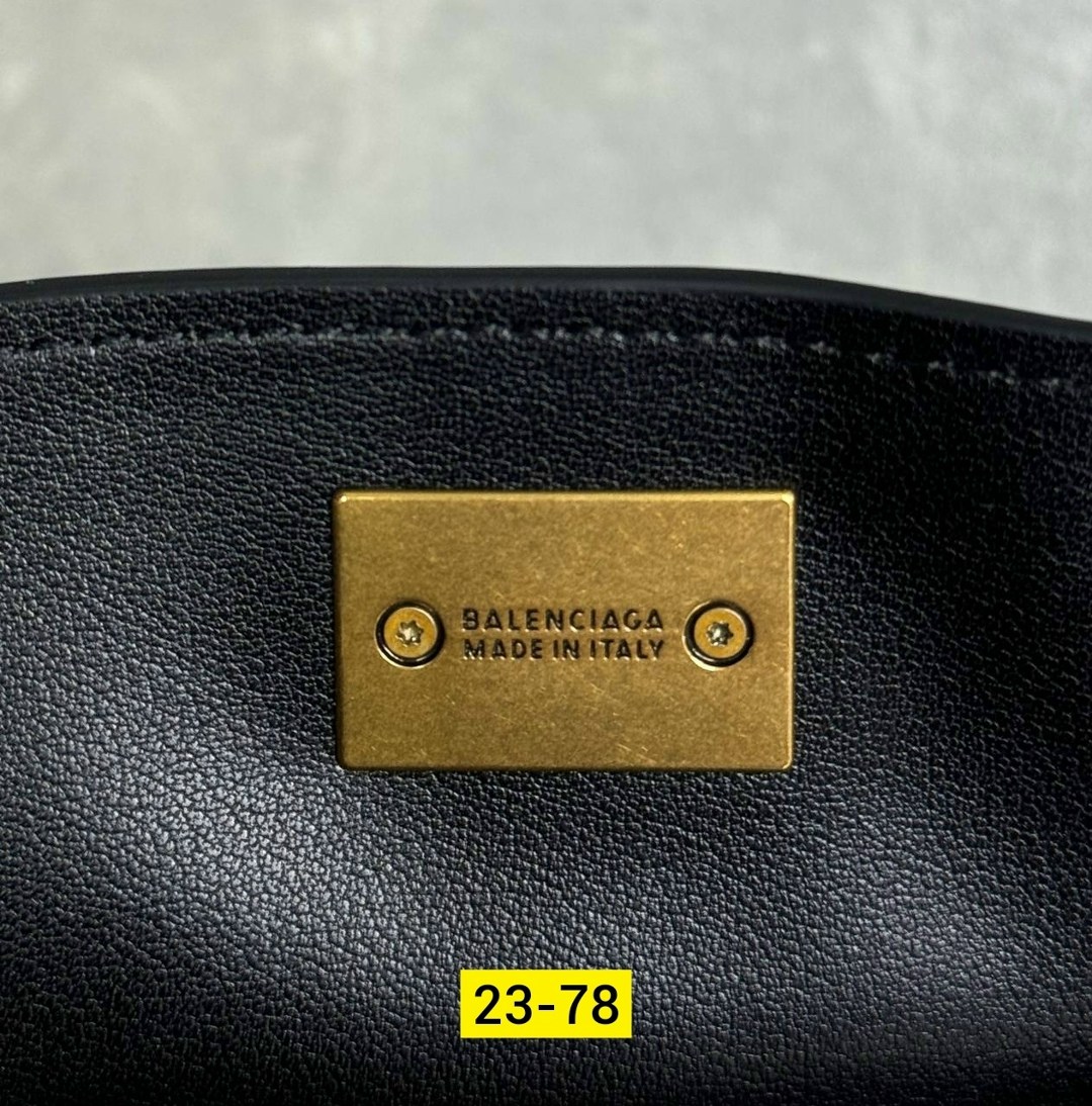 брелок кожаный,брендовая женская сумка,сумки,брелок женский,аксессуар