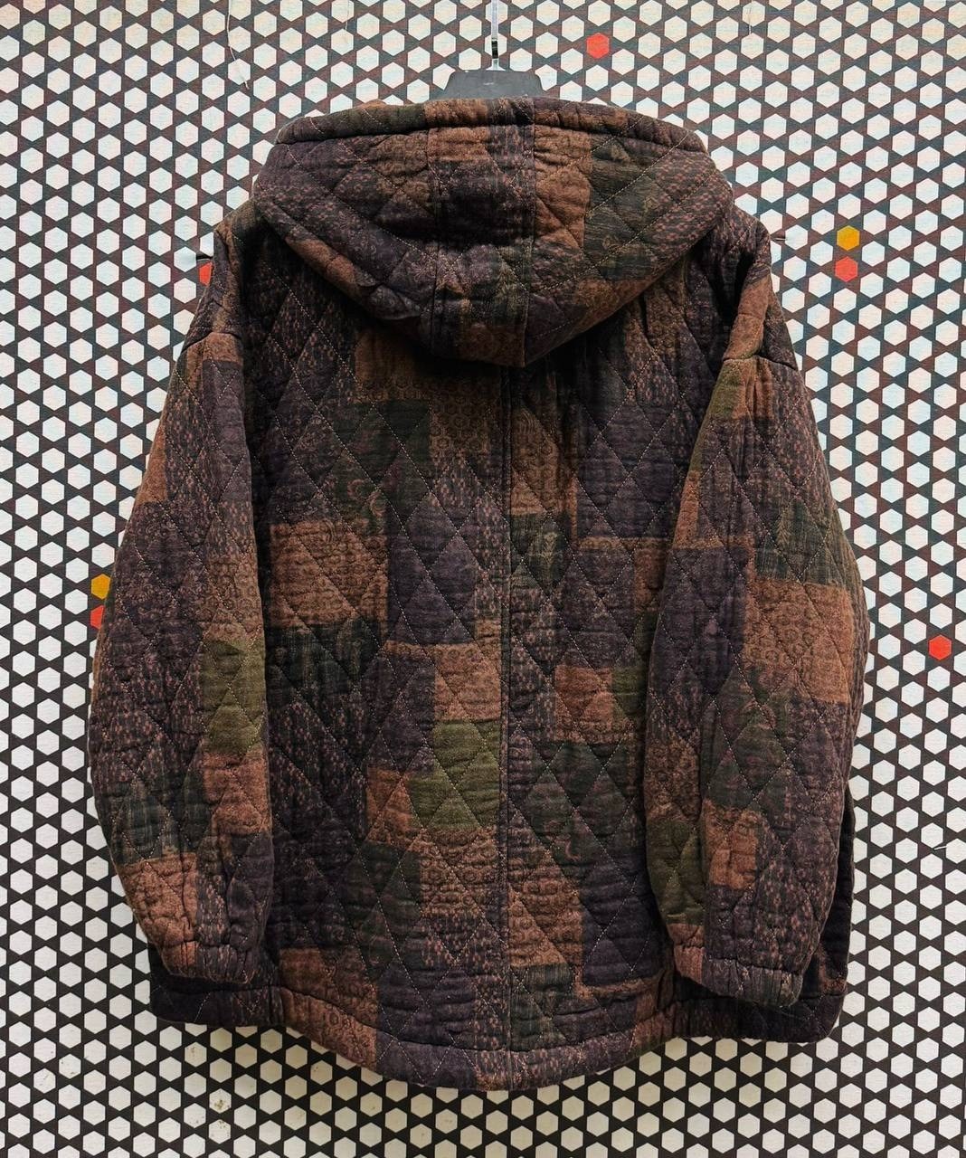 демисезонная куртка,куртка с принтом,стеганая куртка,женская куртка демисезонная,флисовая куртка